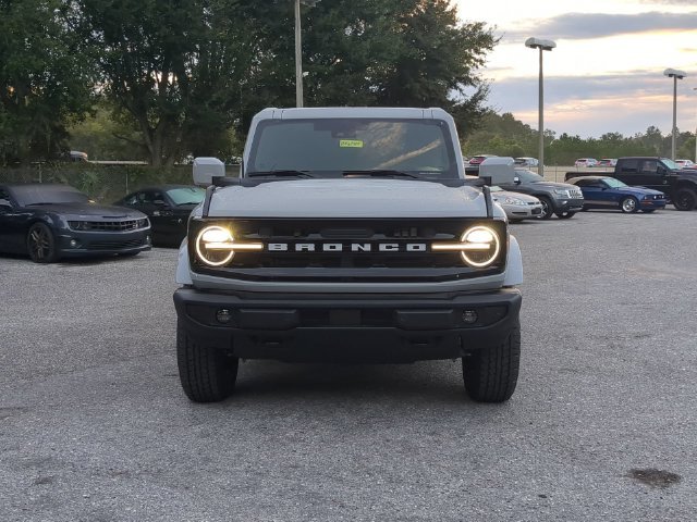 New 2026 Avalanche Gray Ford Outer Banks® image 102