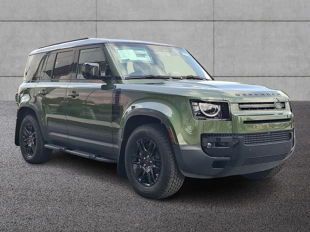 New 2026 Woolstone Green Land Rover S image 2