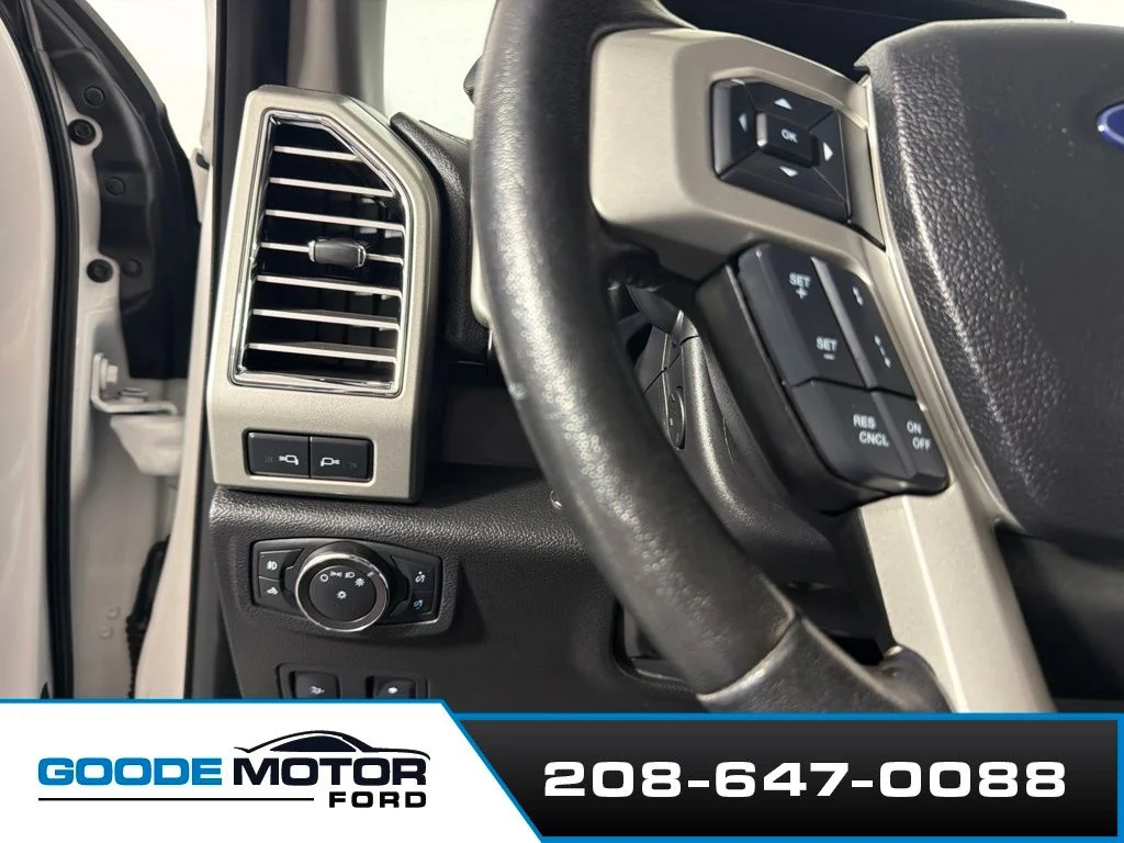 Certified Used 2017 White Platinum Clearcoat Metallic Ford Lariat image 14
