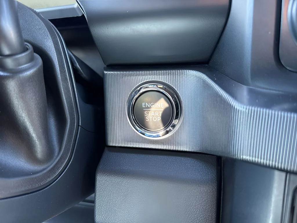 Used 2025 Black Ford Platinum image 25