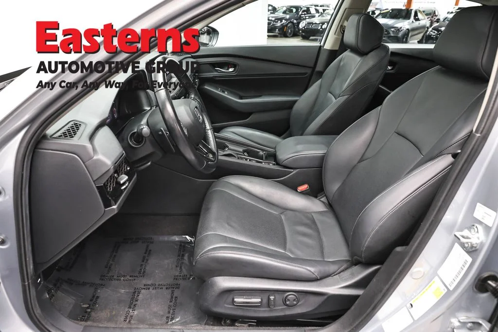 Used 2025 Silver Honda EX-L image 14