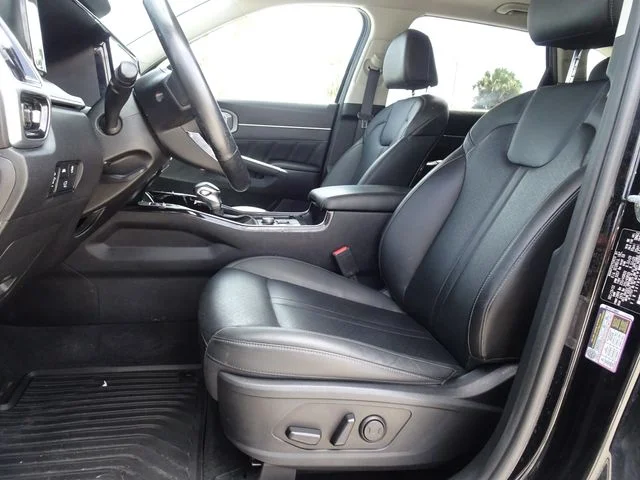 Used 2023 Ebony Black Kia SX image 7