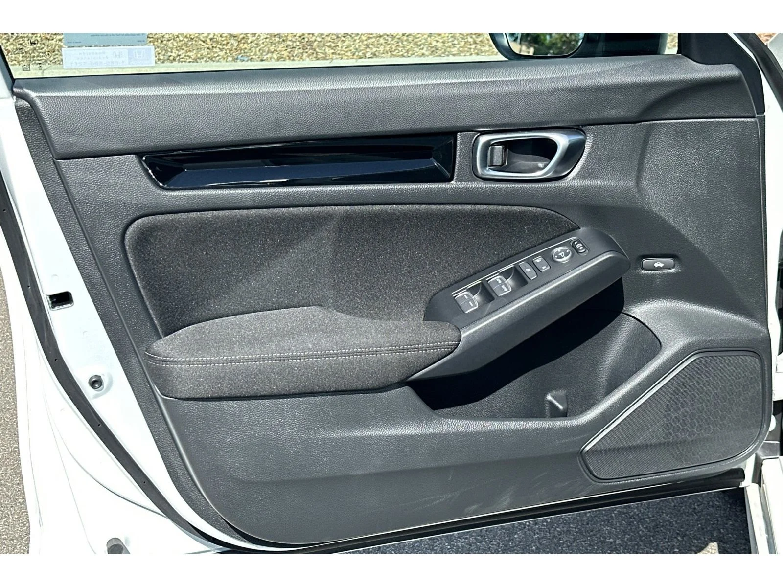 Used 2026 Platinum White Pearl Honda Sport image 11
