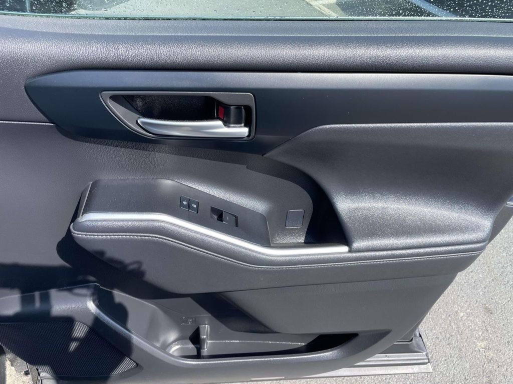 2023 Toyota Highlander XLE - Photo 47