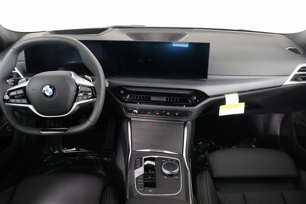New 2026 Mineral White Metallic BMW 330i xDrive image 4