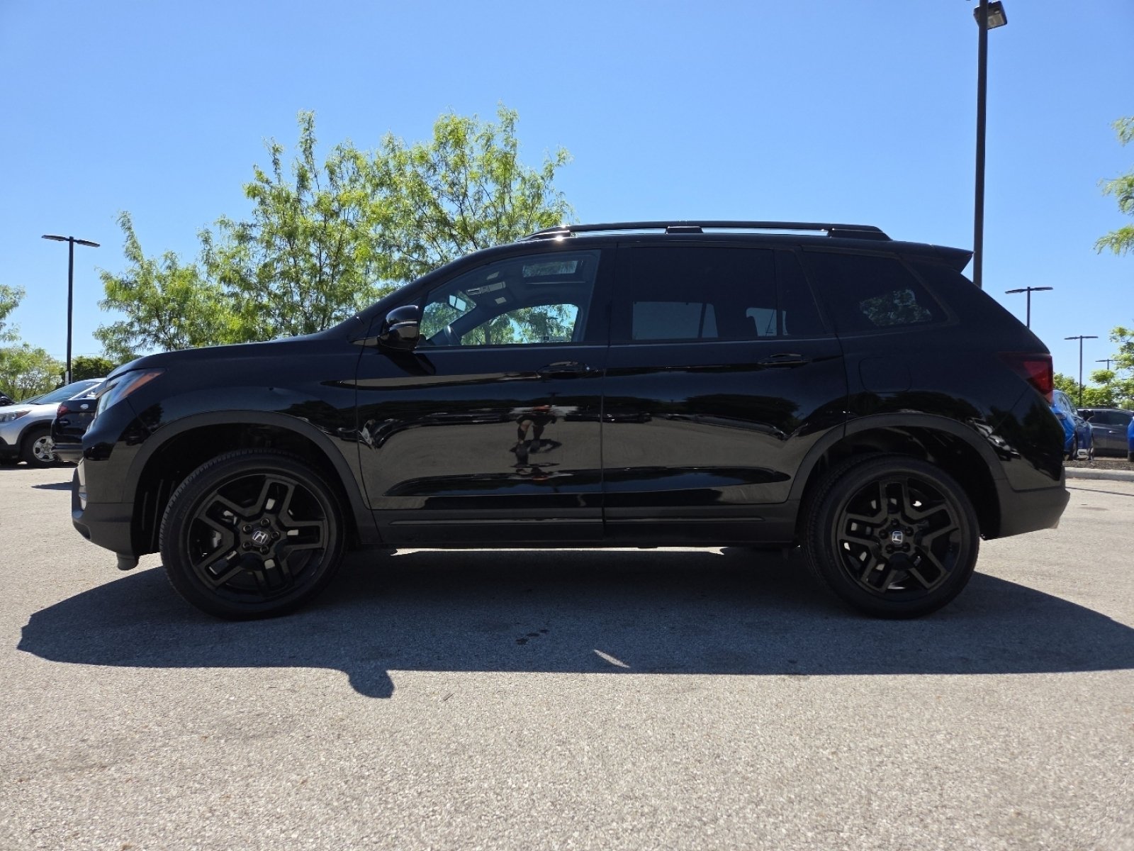 2024 Honda Passport Black Edition - Photo 23