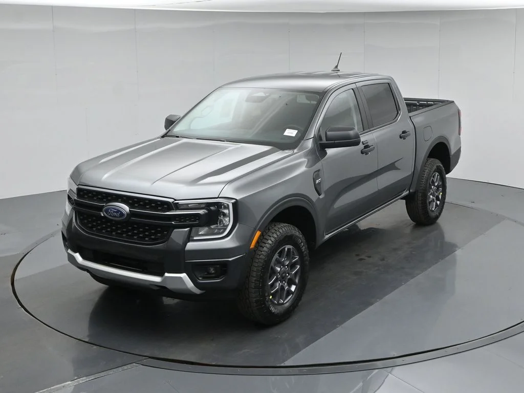 New 2026 Carbonized Gray Metallic Ford XLT image 33