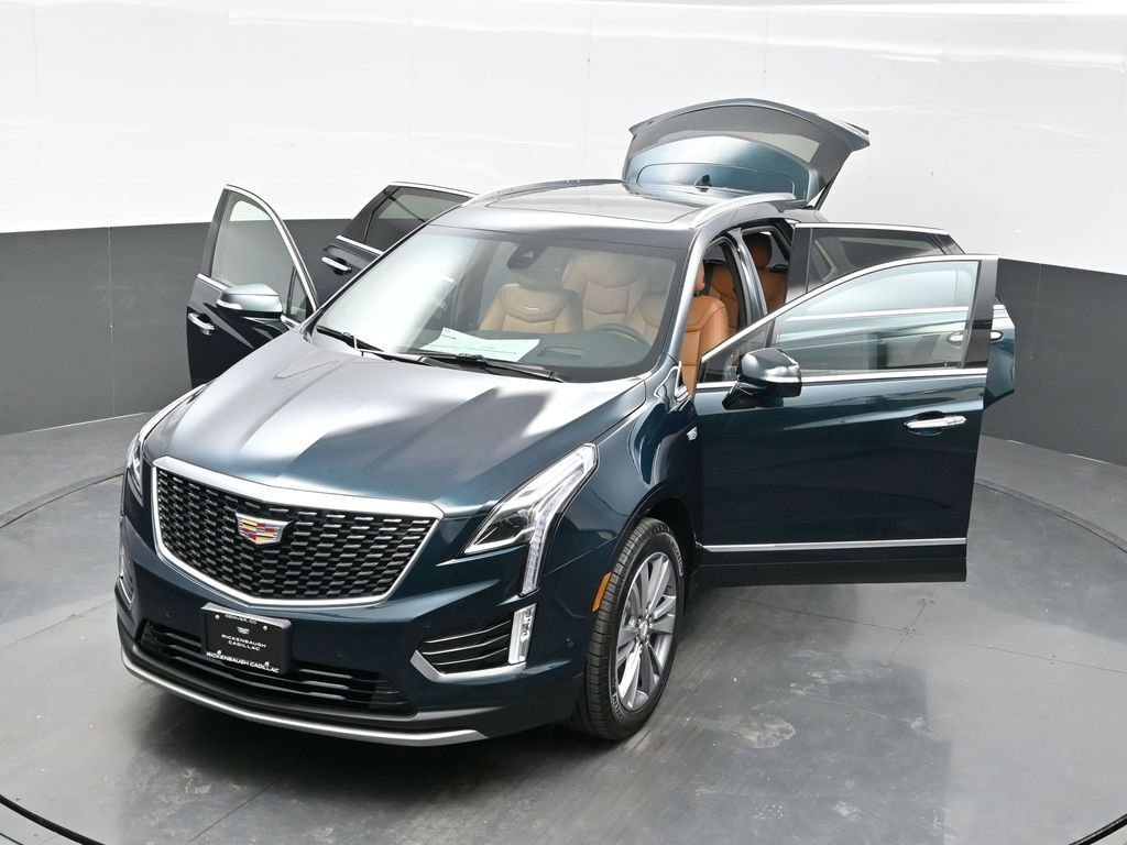 Used 2026 Emerald Lake Metallic Cadillac Premium Luxury image 57