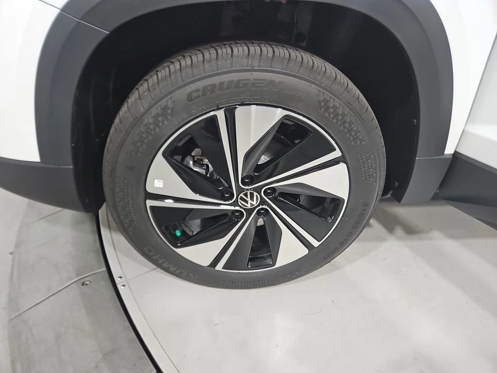 New 2026 Blue Volkswagen 1.5T SE image 24