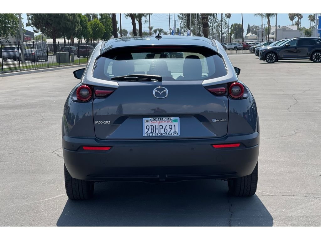 Certified Used 2022 Polymetal Gray Metallic Multi-Tone Mazda Premium Plus Package image 5