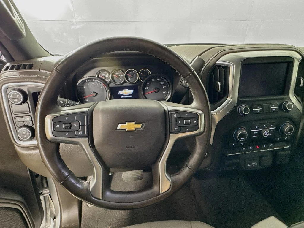 Used 2019 Silver Chevrolet LTZ image 11