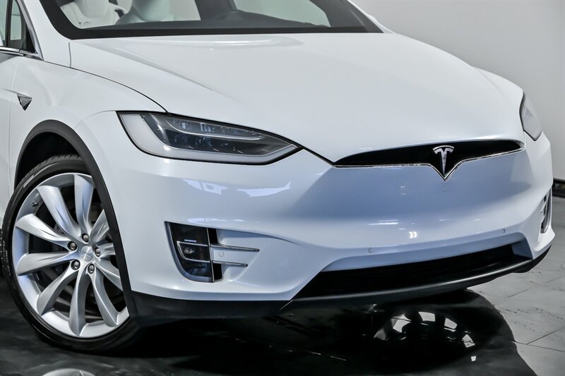 Used 2017 Tesla Model X 75D with VIN 5YJXCDE28HF056854 for sale in Aurora, IL