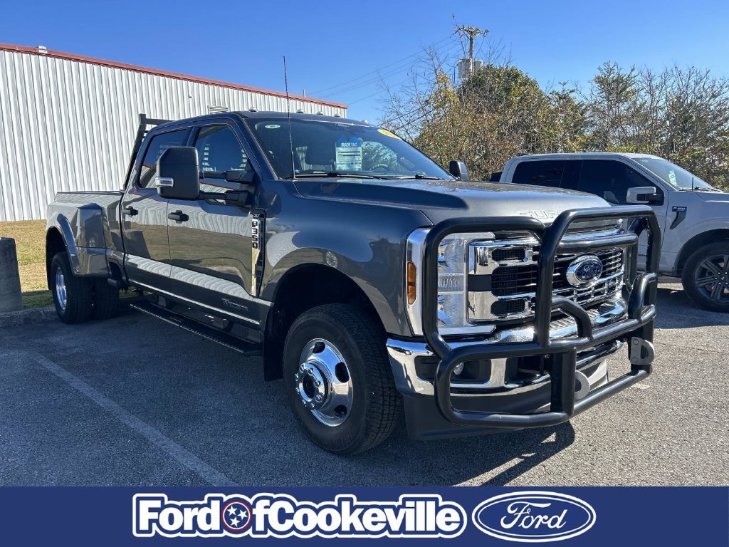 Used 2026 Gray Metallic Ford XLT image 1