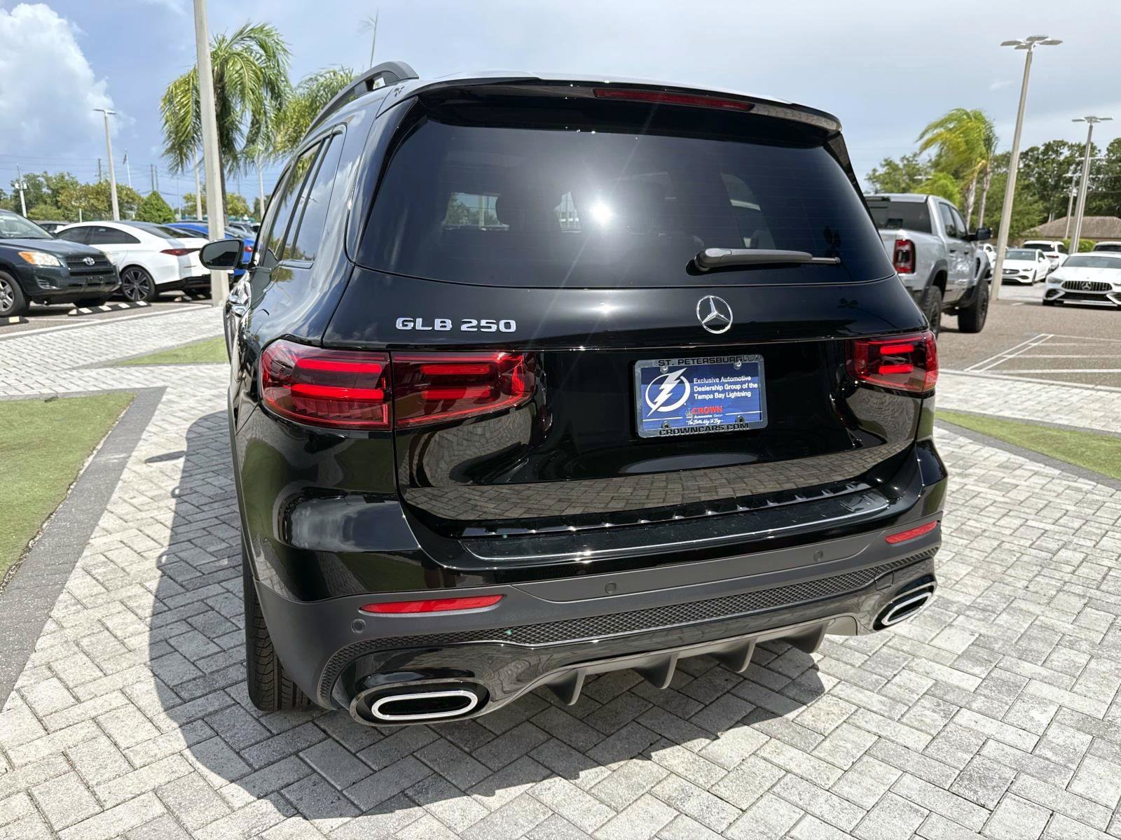 New 2026 Black Mercedes-Benz 250 SUV image 9