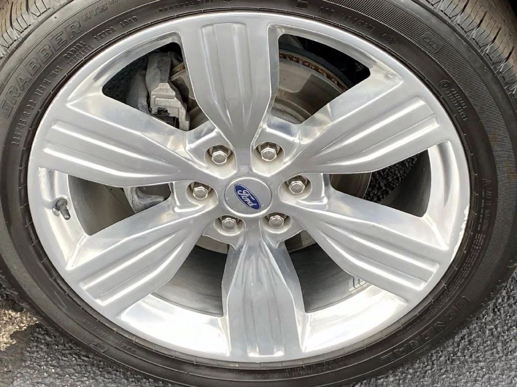 Used 2024 Blue Metallic Ford Platinum image 30