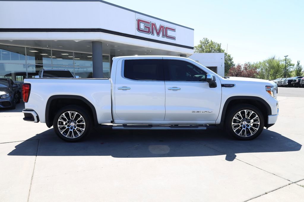 Used 2020 White Frost Tricoat GMC Denali image 7