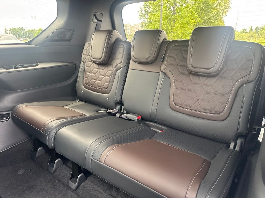 New 2026 White Nissan Platinum image 18
