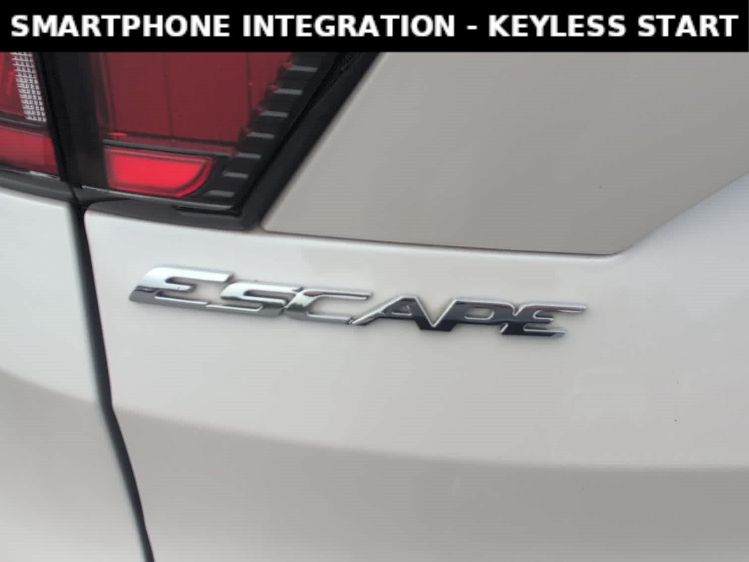Used 2018 White Platinum Metallic Tri-Coat Ford Titanium image 7