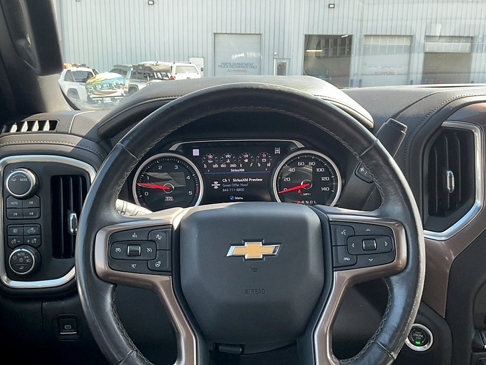 Used 2022 Summit White Chevrolet 4WD Crew Cab Long Bed High Country image 14
