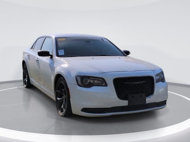 2020 Chrysler 300 Touring