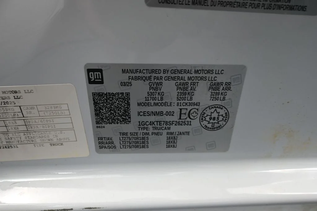 Certified Used 2025 White Chevrolet LT image 38