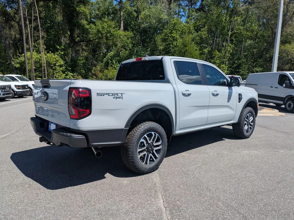 New 2026 Avalanche Ford Lariat image 4