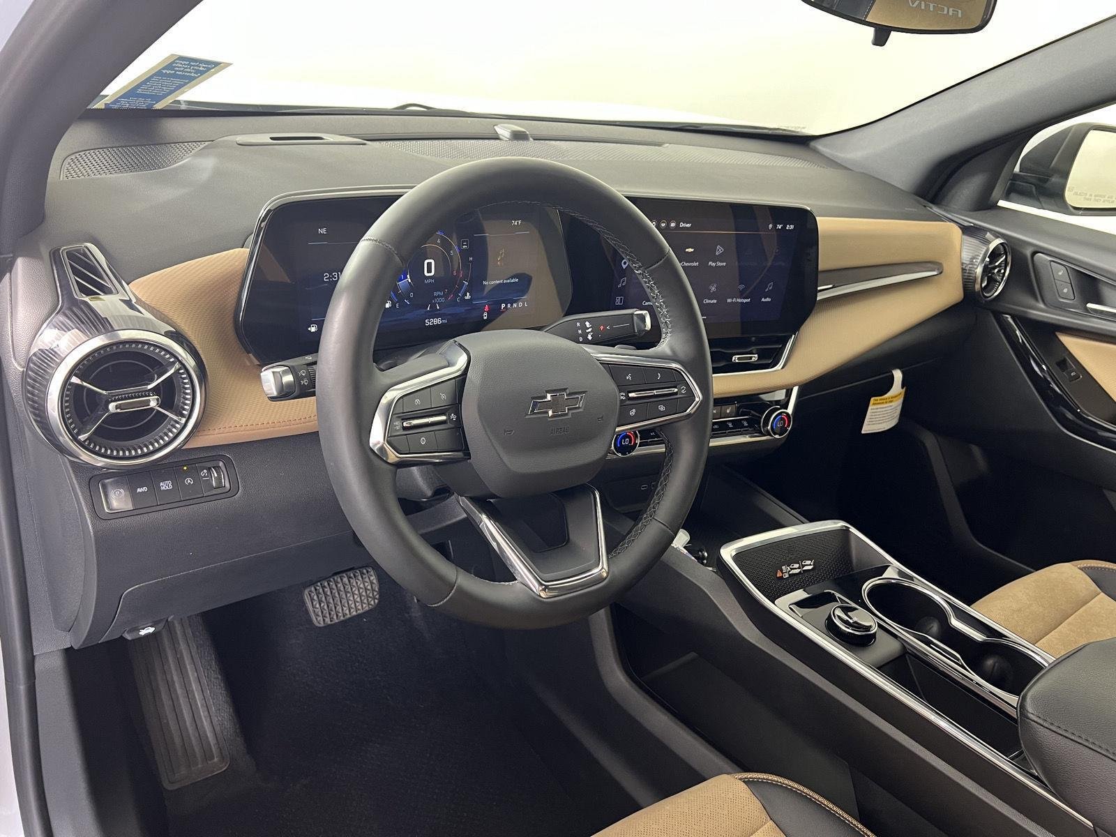 Used 2026 Polar White Tricoat Chevrolet AWD ACTIV image 3