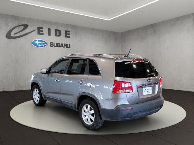 Used 2011 Titanium Silver Kia LX image 9