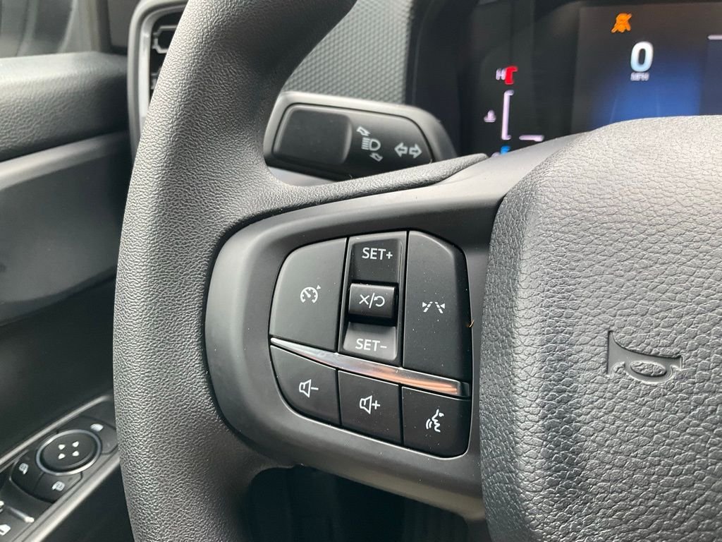 Used 2025 Oxford White Ford XL image 4