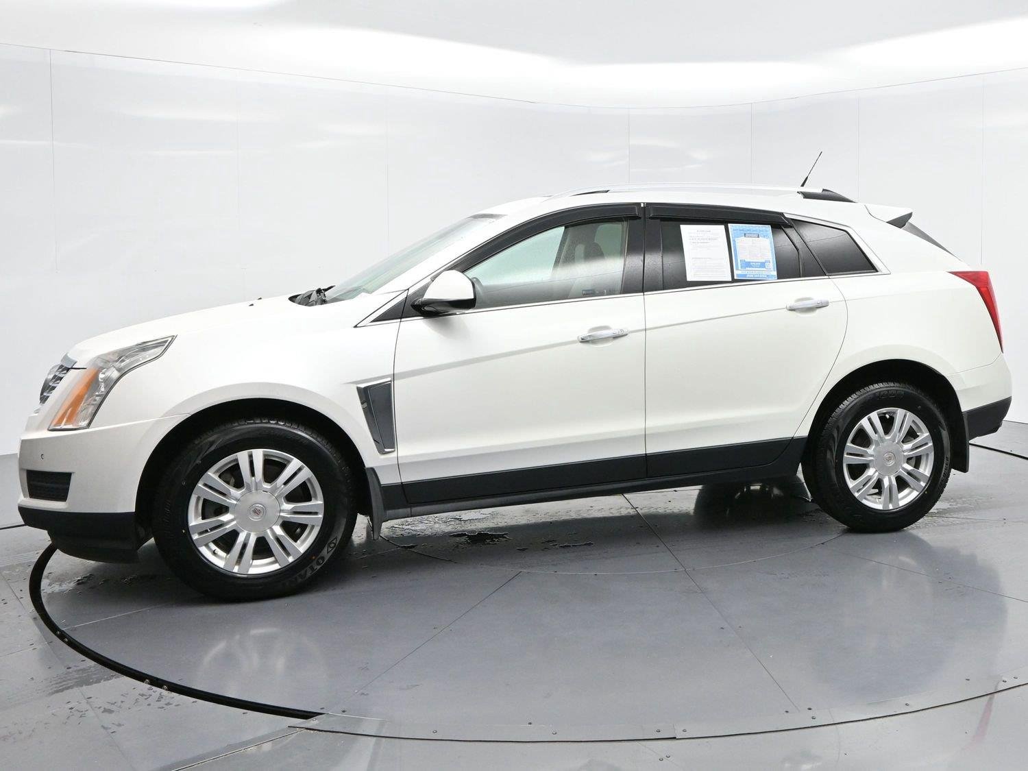 Used 2014 Platinum Ice Tricoat Cadillac Luxury Collection image 4