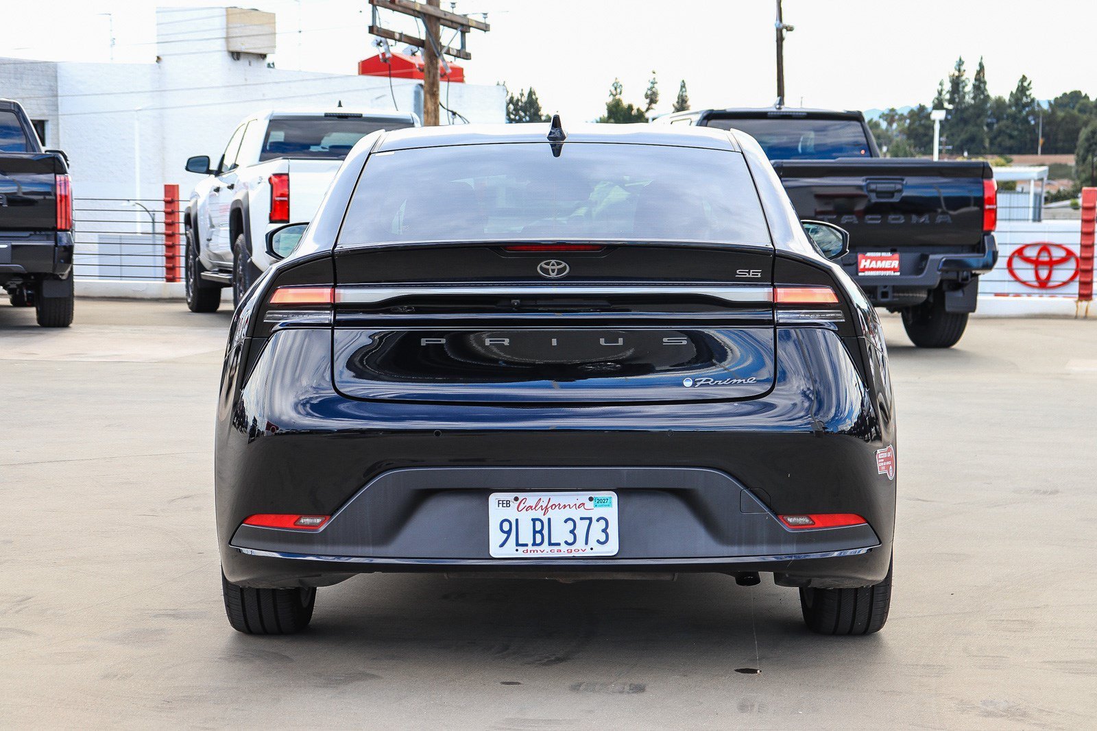 Certified Used 2024 Midnight Black Metallic Toyota SE image 3