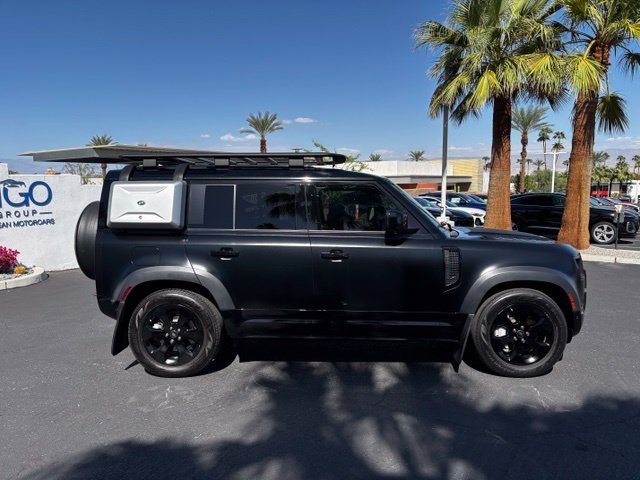 Used 2023 Santorini Black Metallic Land Rover X-Dynamic SE image 4
