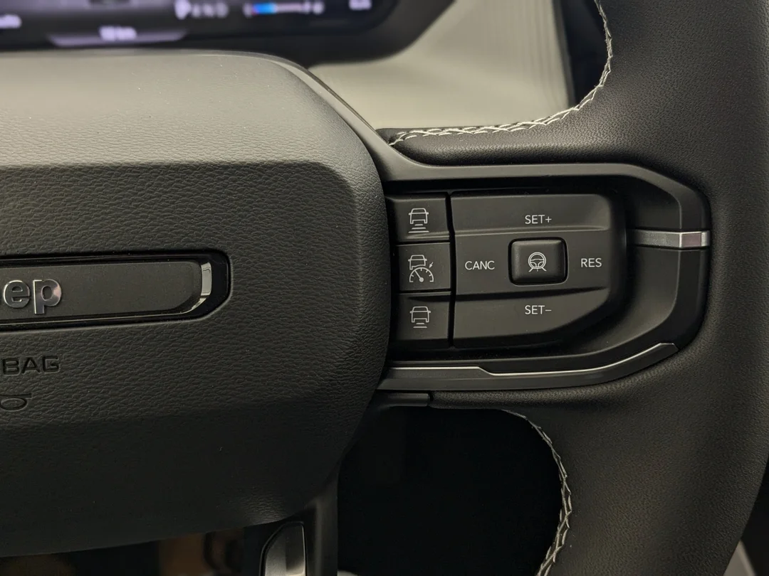 New 2026 White Jeep Laredo - - 4x4 - 1.6L Turbo Hybrid - 12.3 Uconnect 5 Display - Selec-Terrain & More! image 18
