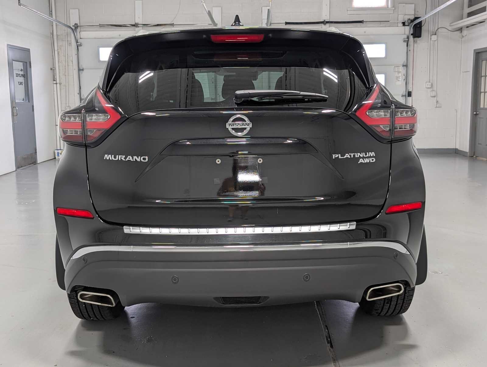 Used 2019 Magnetic Black Pearl Nissan Platinum image 9