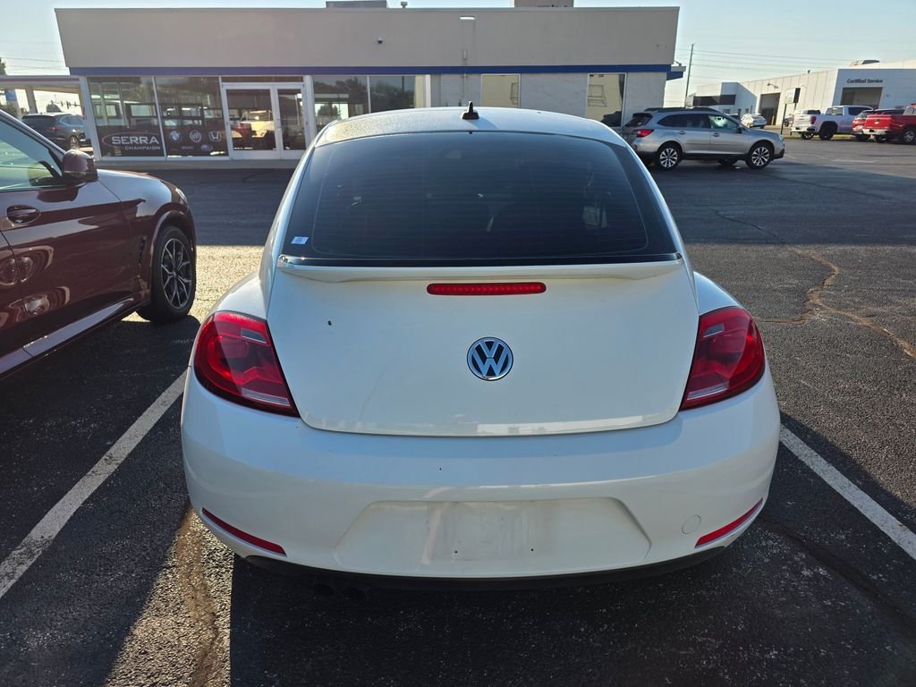 Used 2015 Pure White Volkswagen 1.8T Classic image 3