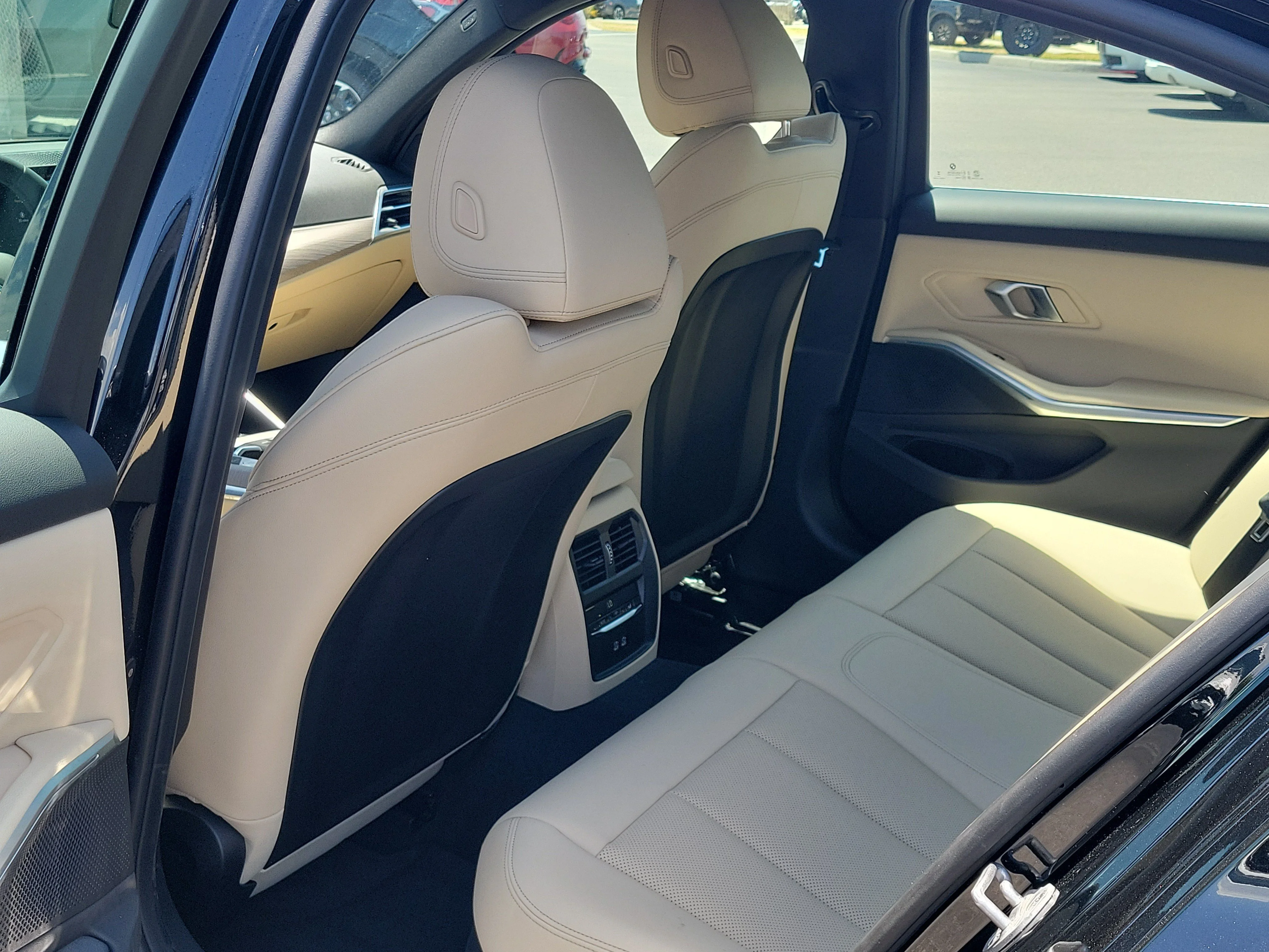 Used 2025 Black Sapphire Metallic BMW 330i image 13