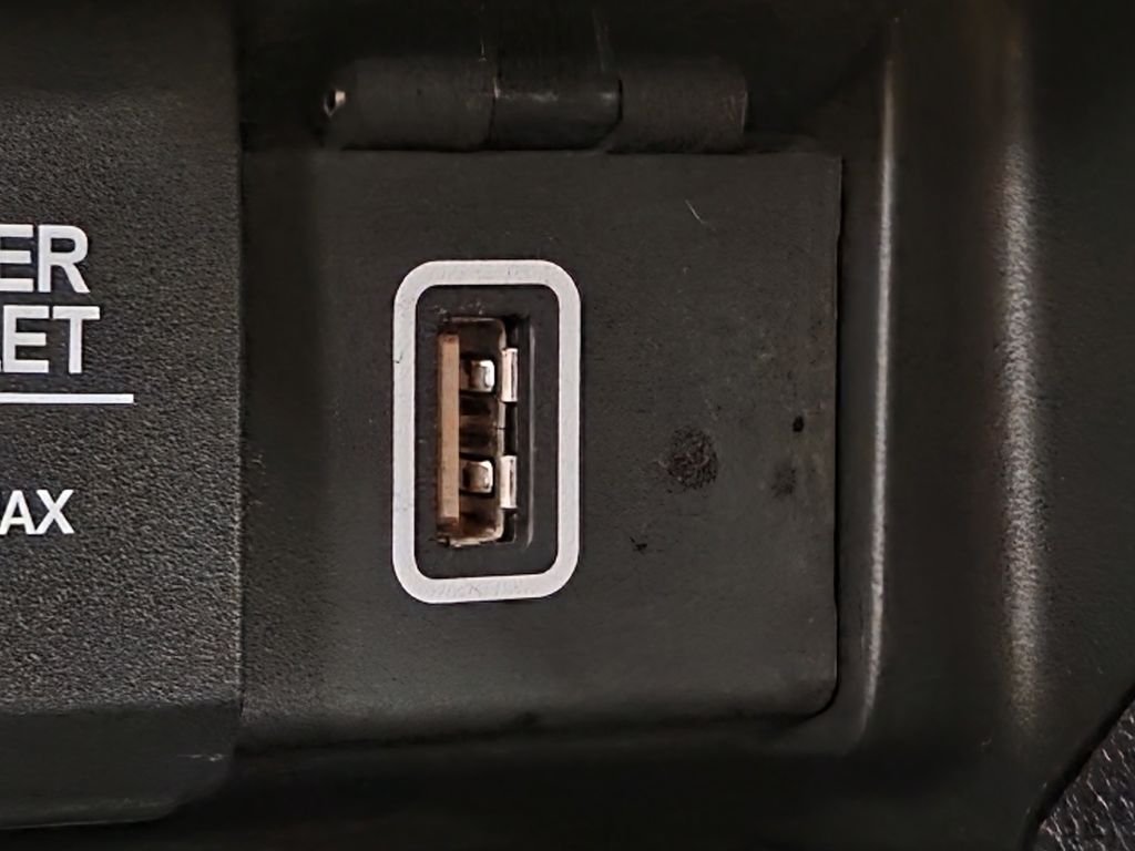 Used 2022  Honda Touring image 32