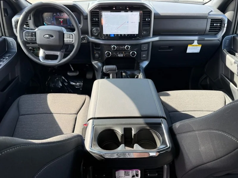New 2026 Avalanche Ford XLT 4WD SuperCrew 5.5