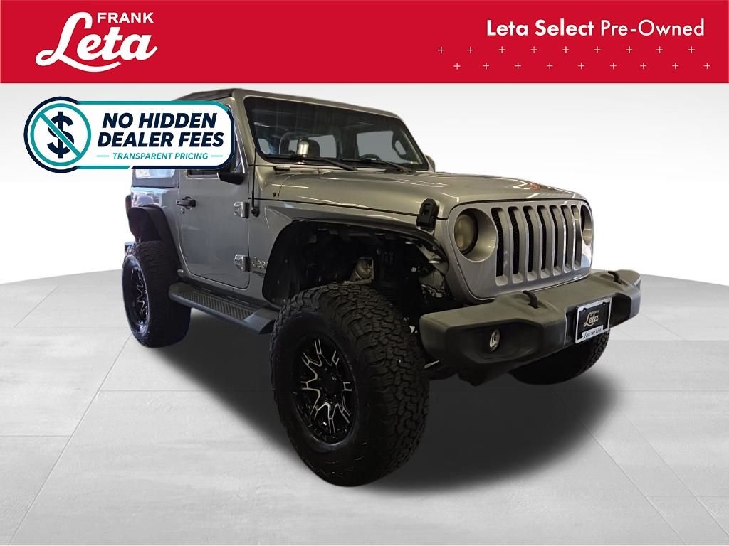 Used 2018 Billet Silver Metallic Clearcoat Jeep  image 10