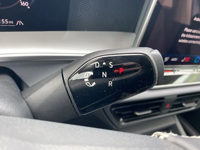 2026 Volkswagen Tiguan SE - Photo 33