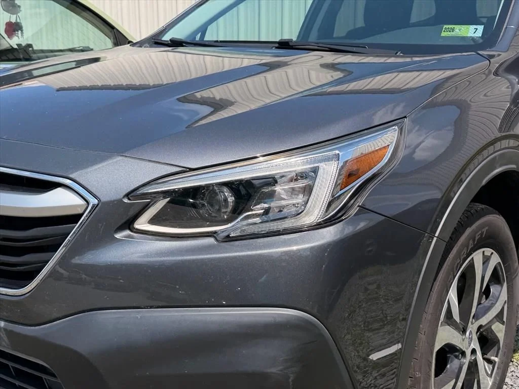Used 2021 Gray Subaru Limited XT image 5