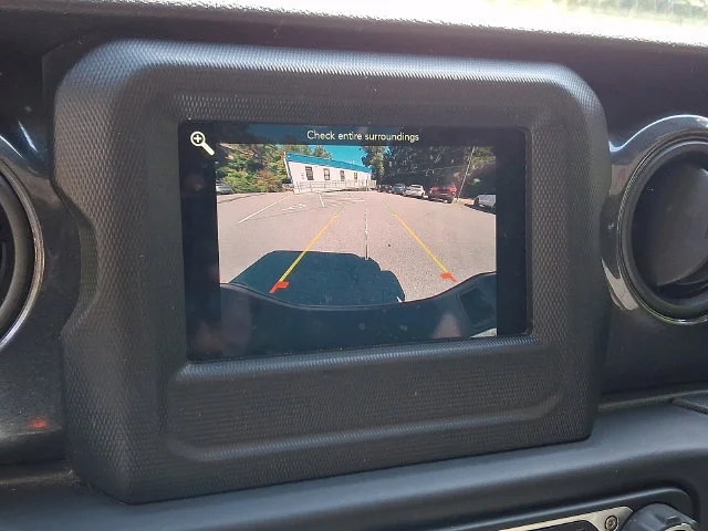 Used 2022 Black Jeep Sport image 20