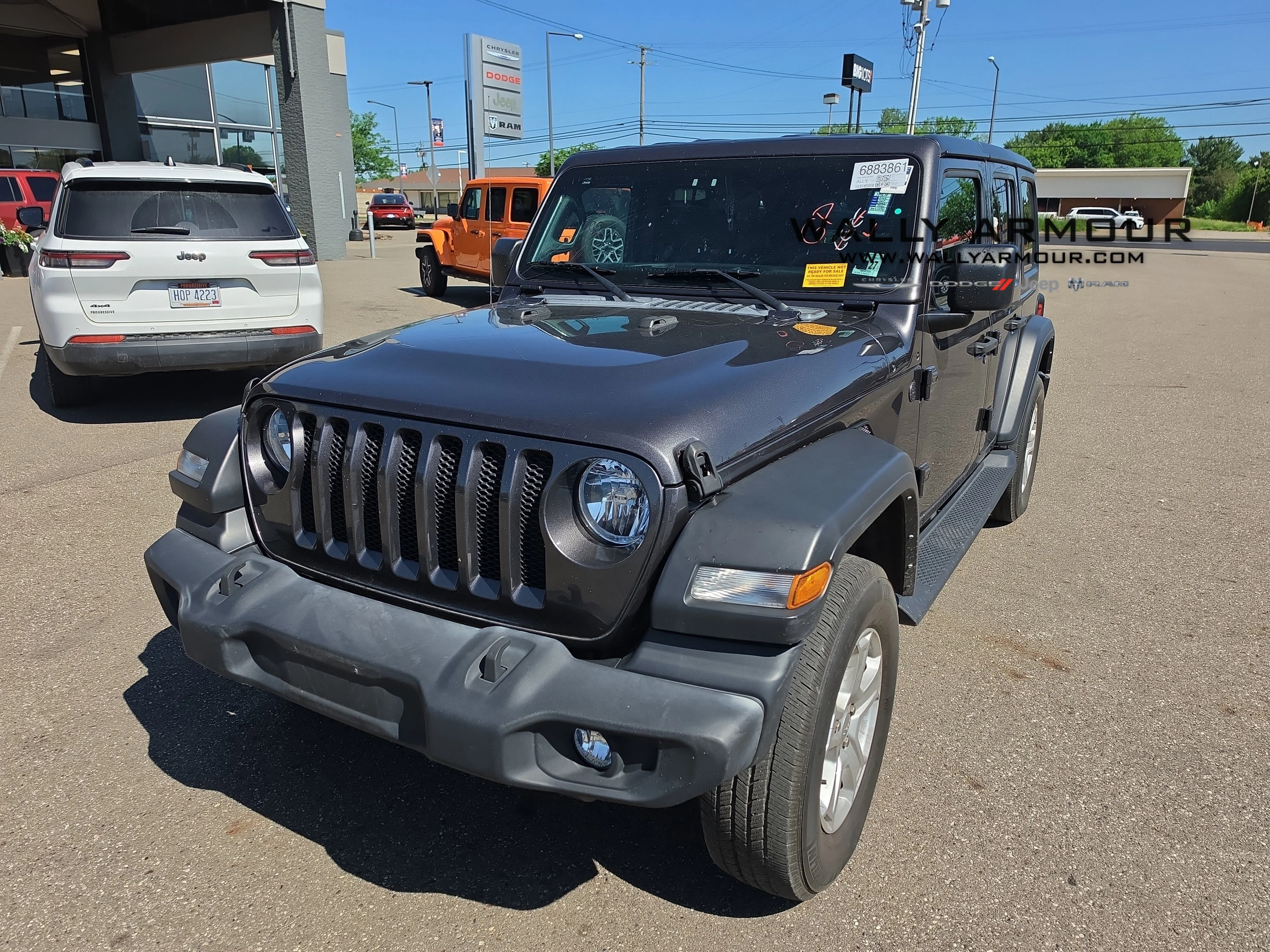 2022 Jeep Wrangler Sport S's photo