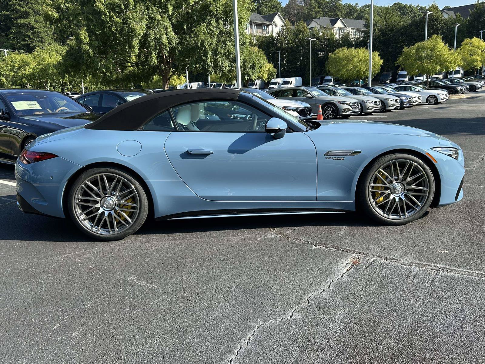New 2027 MANUFAKTUR China Blue Solid Mercedes-Benz AMG® SL 55 Roadster image 8