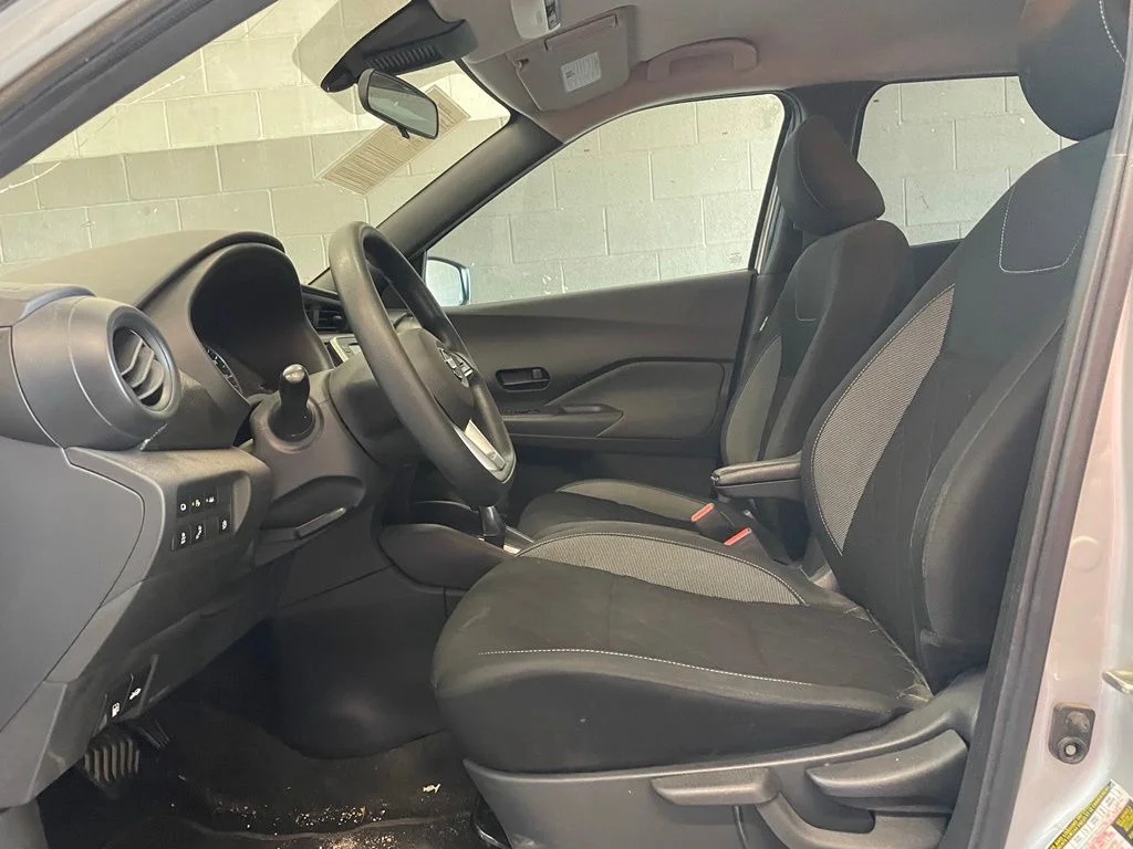 Certified Used 2020 Silver Nissan S image 10