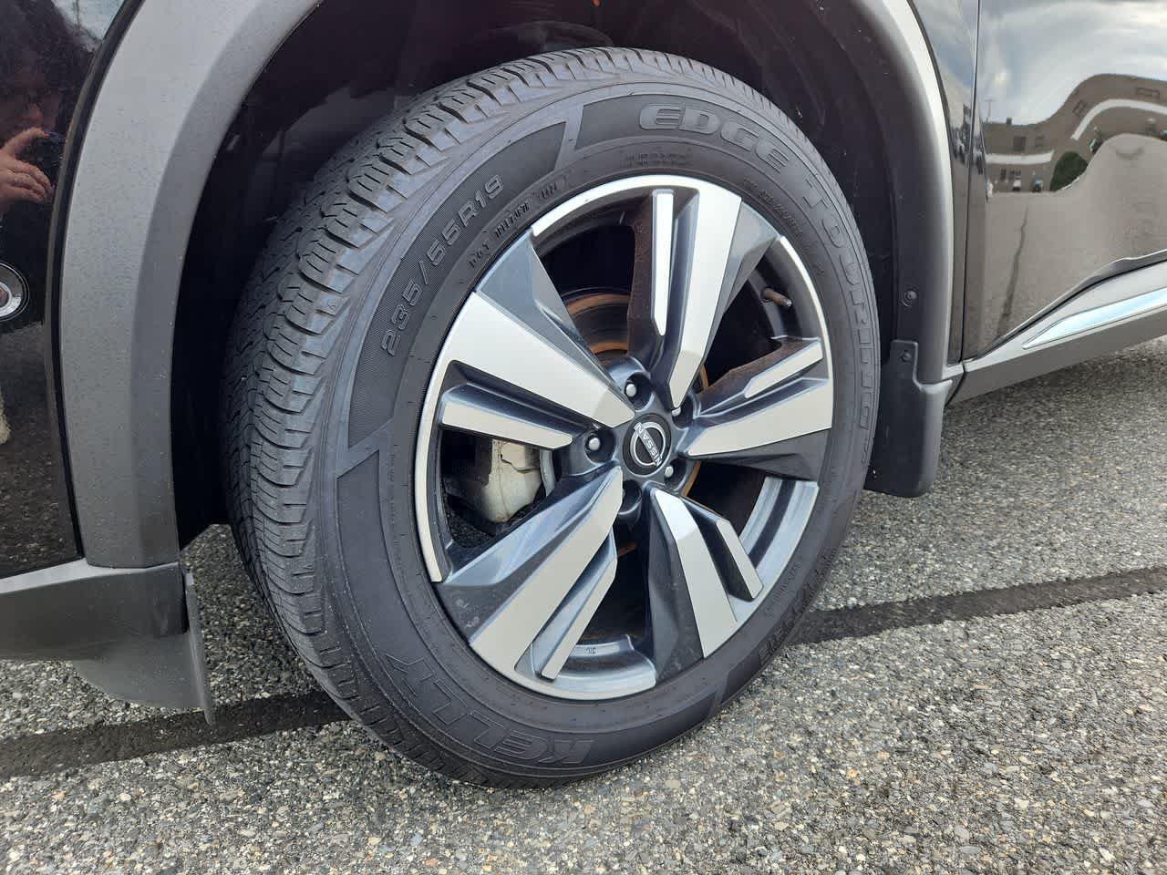 Used 2023 Black Nissan SL image 11