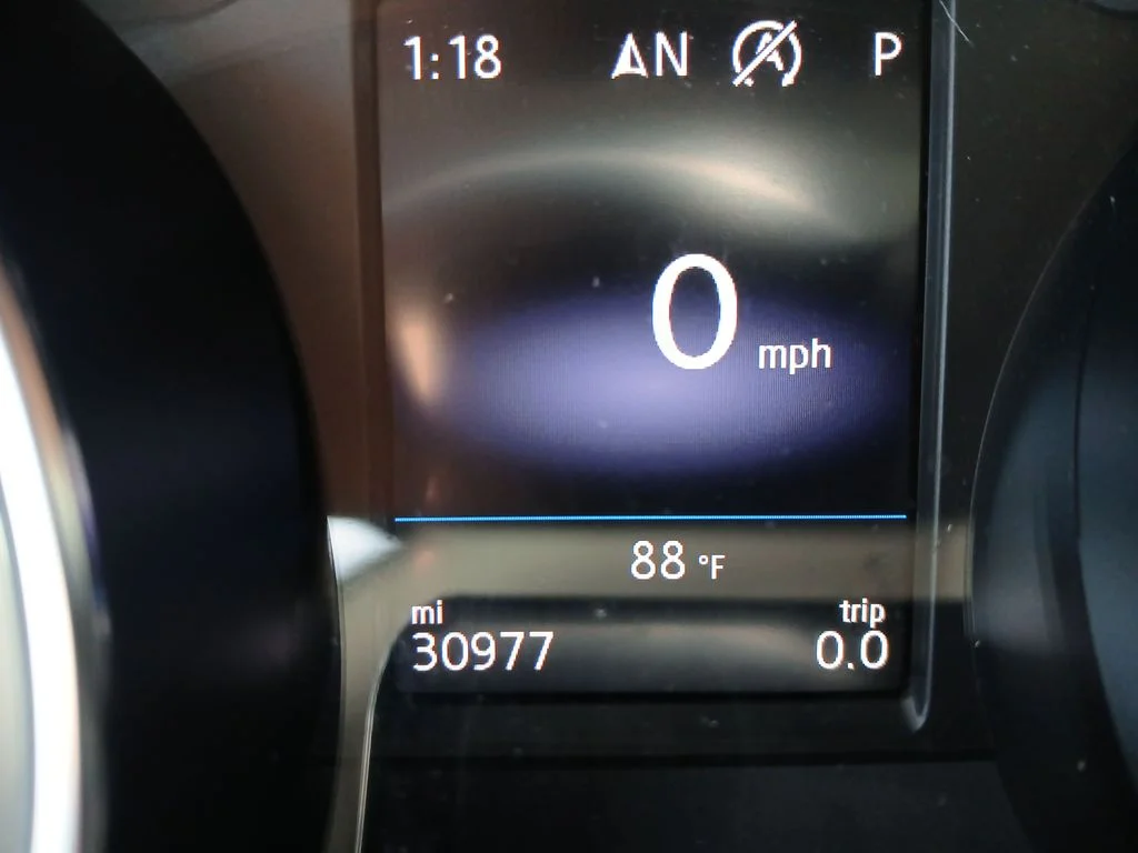 Used 2021 White Volkswagen  image 24