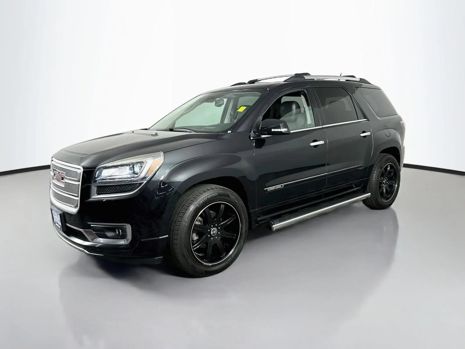 Used 2015 CARBON BLACK METALLIC GMC Denali image 4