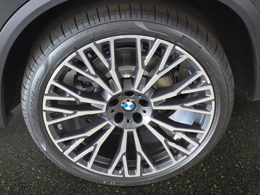 New 2026 Dravit Grey Metallic BMW sDrive40i image 19