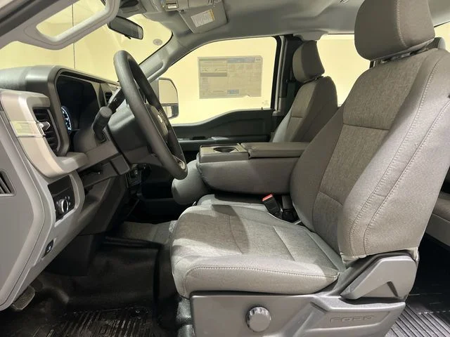 New 2026 Oxford White Ford F-250® XL image 45